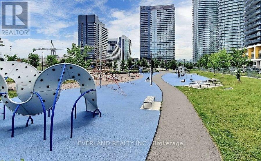 1702 - 95 Mcmahon Drive, Toronto, Ontario M2K 0H2 - Photo 14 - C13821876