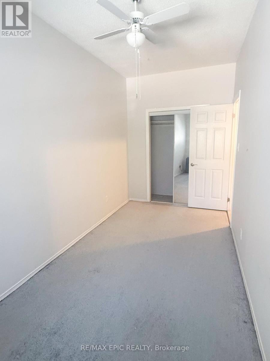 Upper/2nd Floor - 1044 Kingston Road, Toronto, Ontario  M4E 1T4 - Photo 12 - E13821868