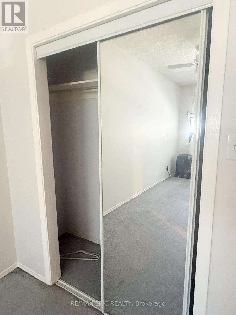 Upper/2nd Floor - 1044 Kingston Road, Toronto, Ontario  M4E 1T4 - Photo 14 - E13821868