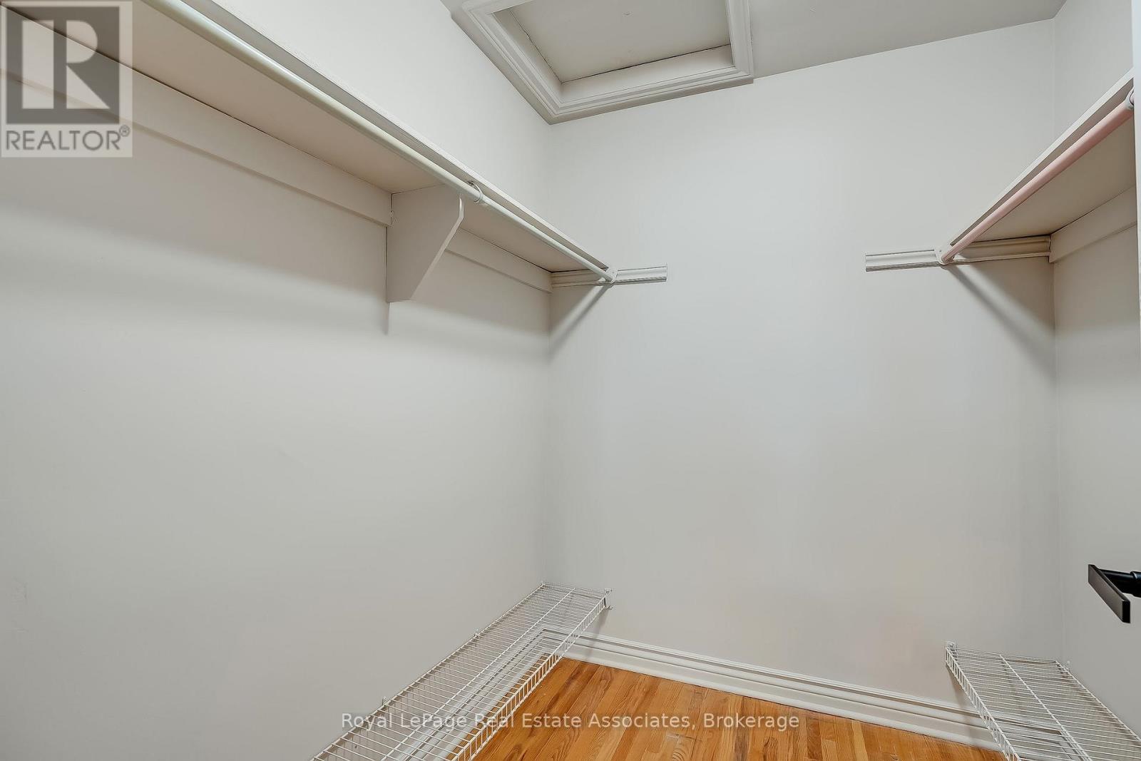 2553 Annelyn Court, Mississauga, Ontario  L5C 2Z7 - Photo 22 - W13821878