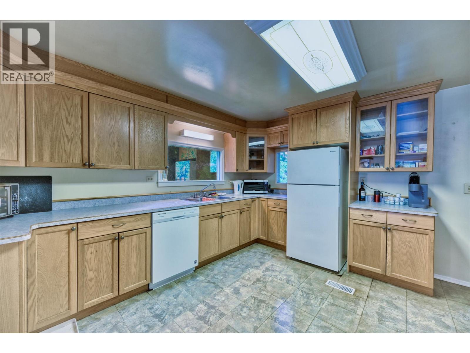 7022 Highway 3a, Balfour, British Columbia  V1L 6R9 - Photo 18 - 10387069