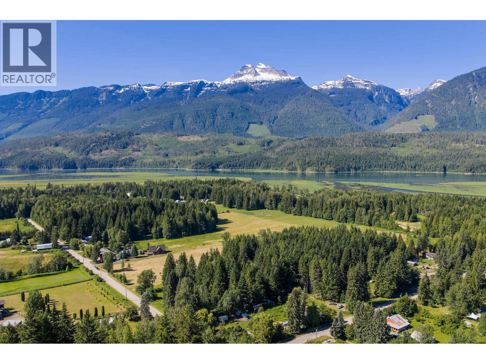 3309 Catherwood Road, Revelstoke, British Columbia  V0E 2S1 - Photo 18 - 10394067