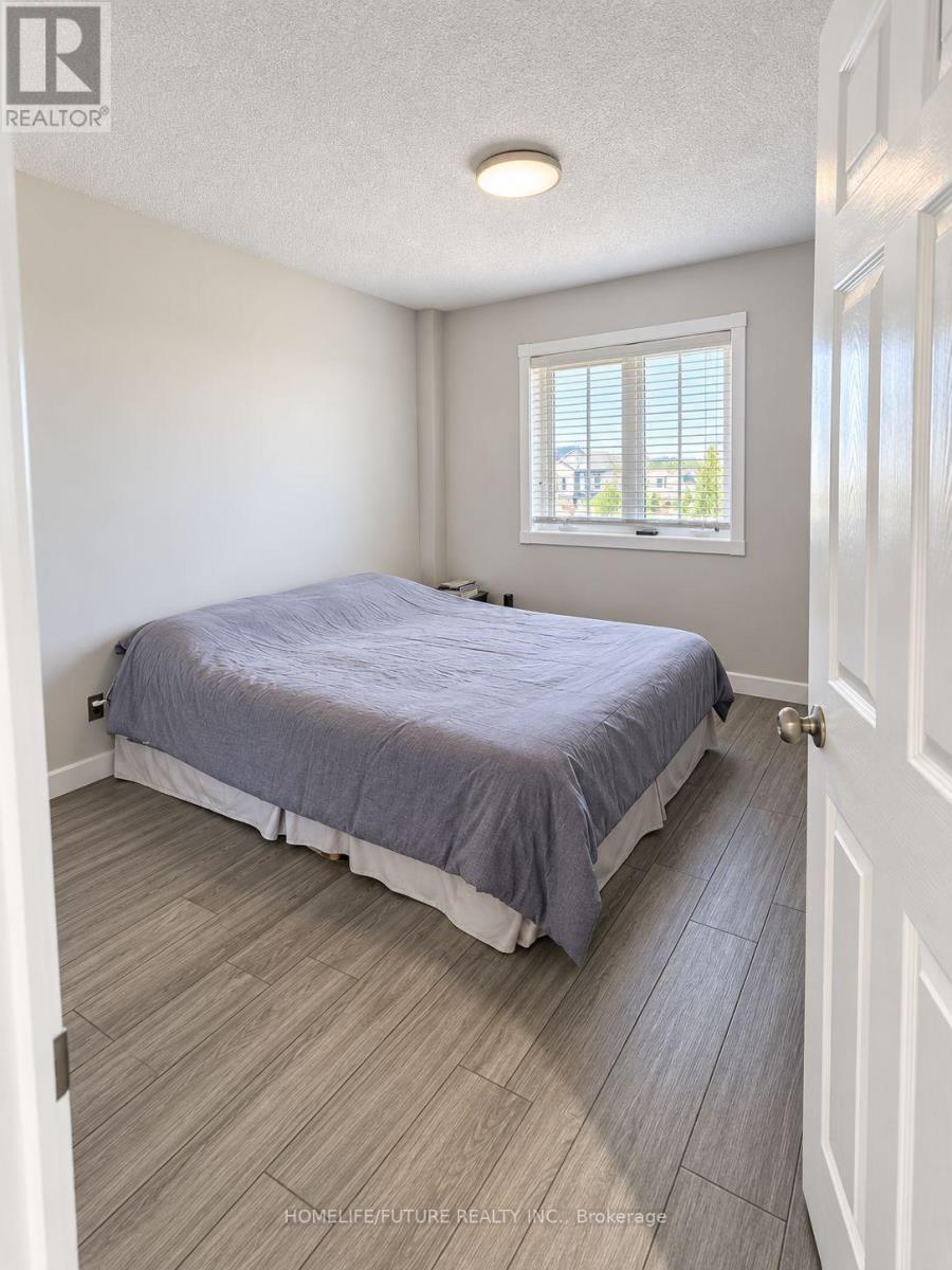 98 Guildwood Drive, Clarington, Ontario  L1C 5C8 - Photo 21 - E13812060