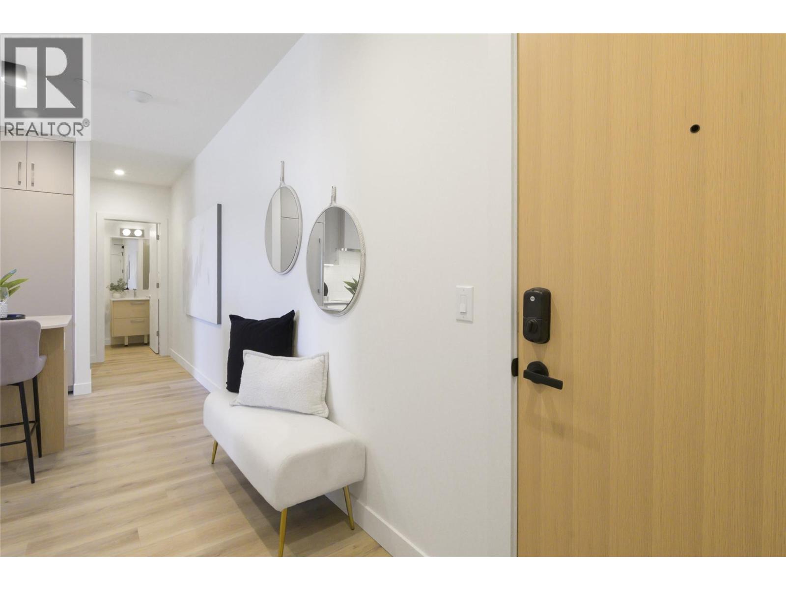 3300 Lakeshore Road Unit# 614, Kelowna, British Columbia  V1W 0H6 - Photo 2 - 10401693