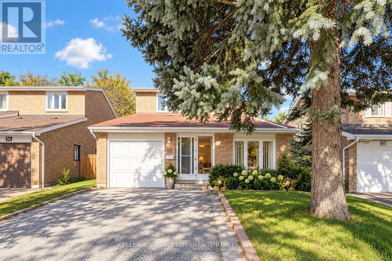58 AMBERCROFT BOULEVARD, Toronto, Ontario