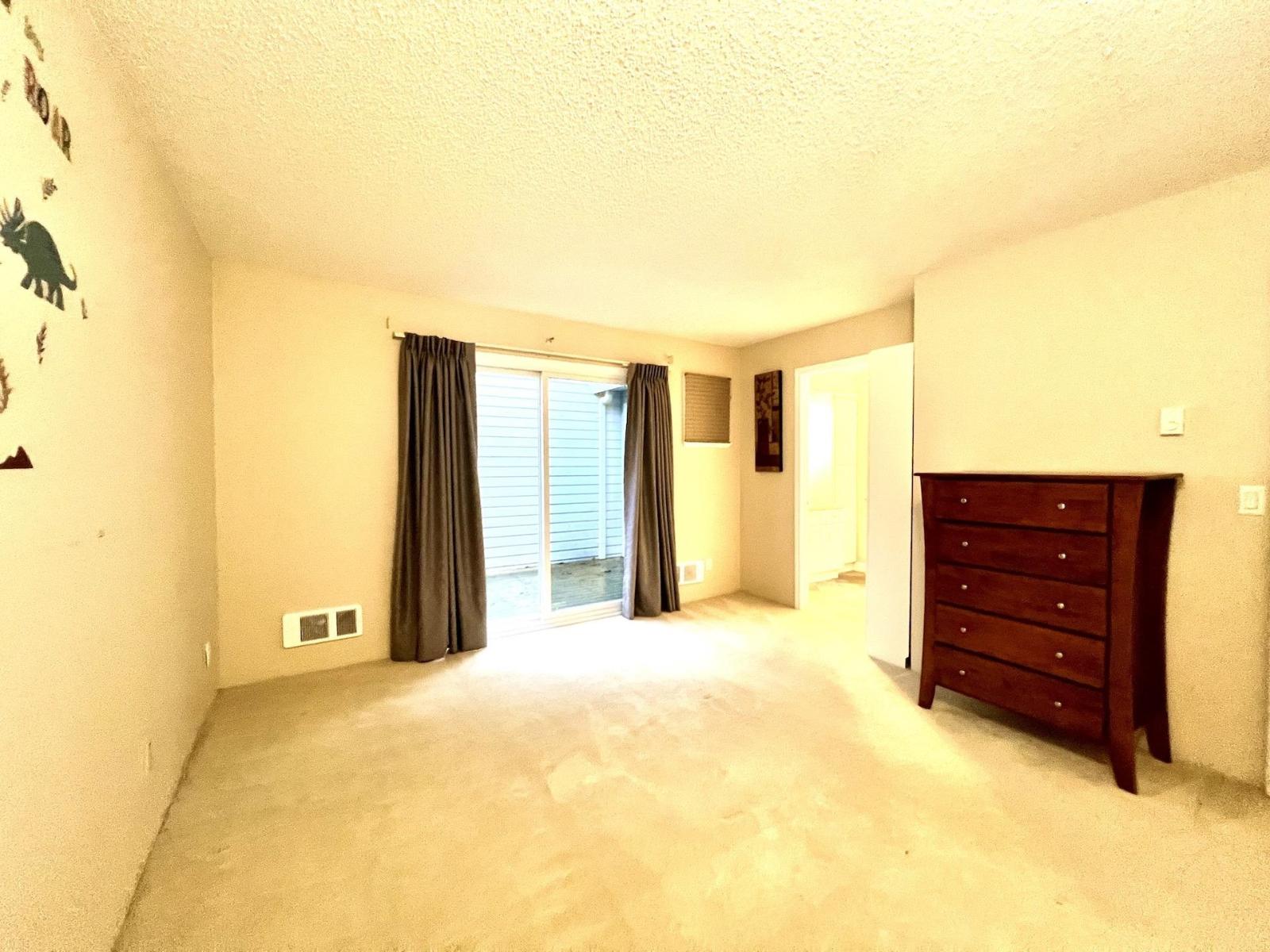 1909 E Southmere Crescent, Surrey, British Columbia  V4A 6Z1 - Photo 10 - R3159858