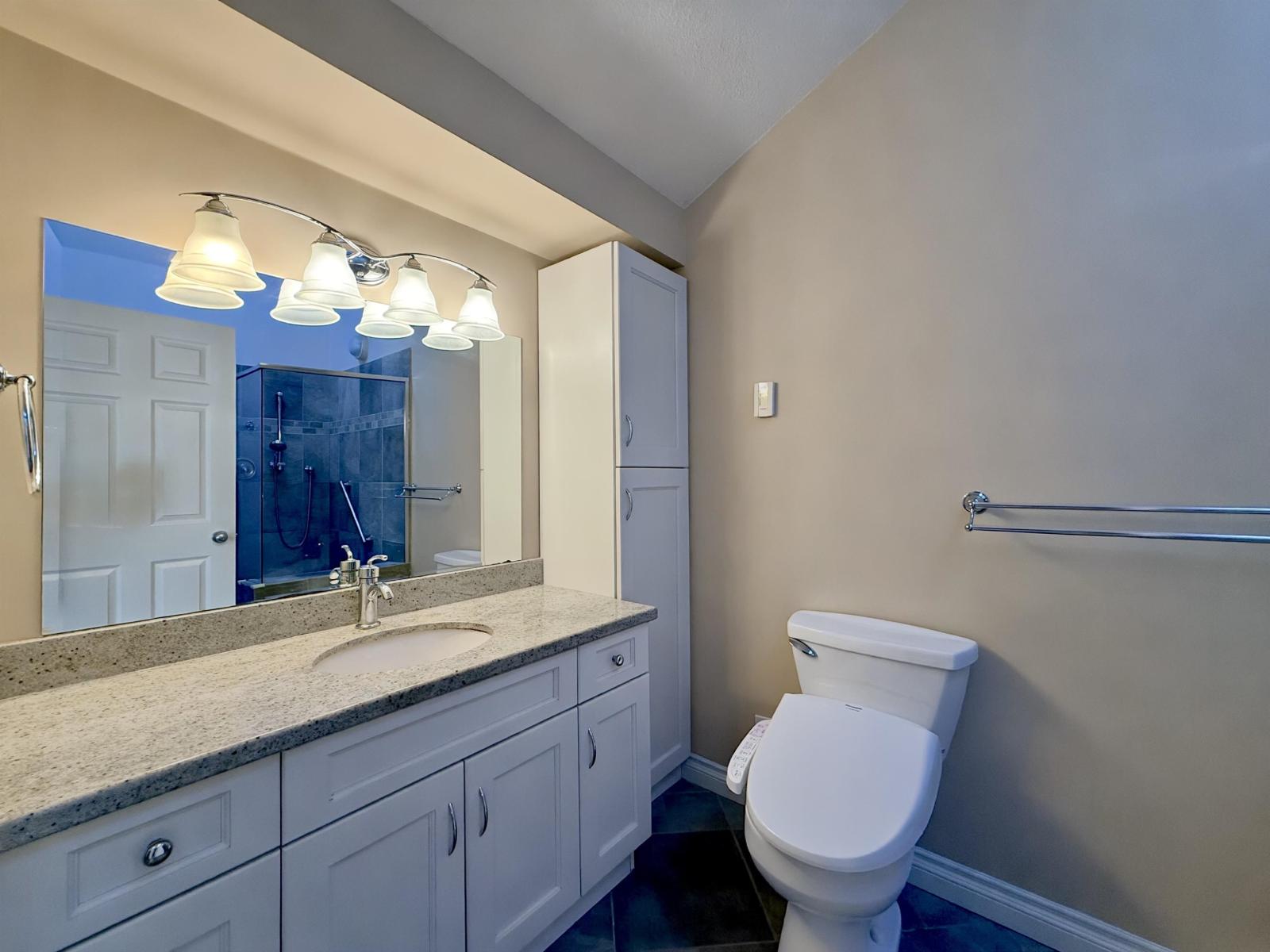 1909 E Southmere Crescent, Surrey, British Columbia  V4A 6Z1 - Photo 11 - R3159858