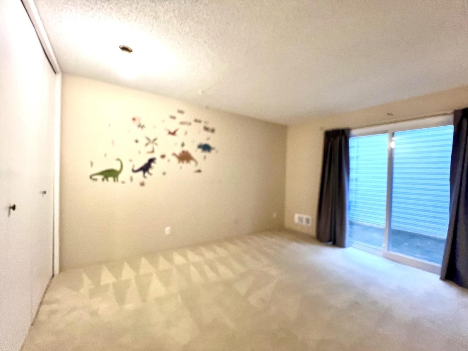1909 E Southmere Crescent, Surrey, British Columbia  V4A 6Z1 - Photo 8 - R3159858