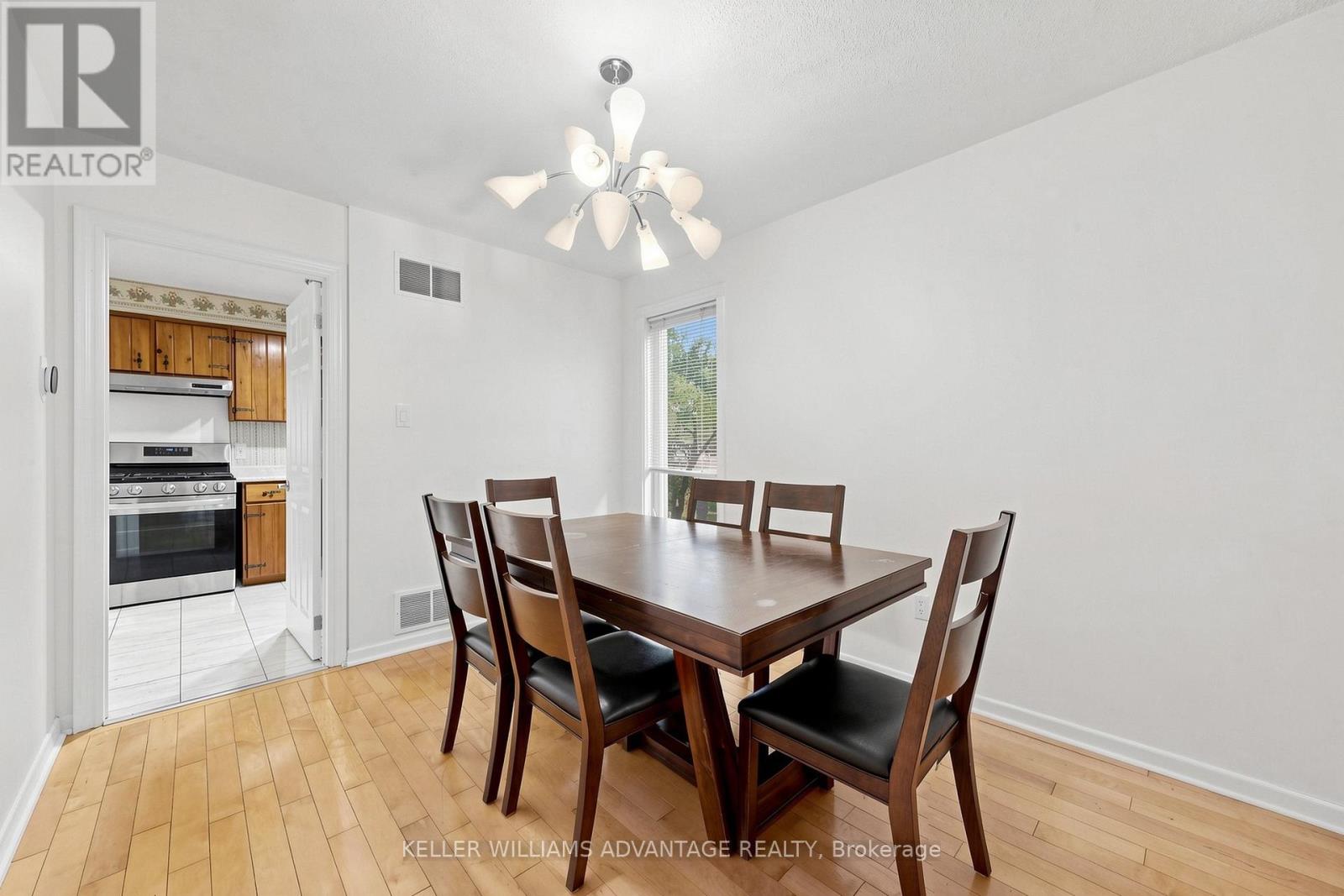 58 Ambercroft Boulevard, Toronto, Ontario  M1W 3B9 - Photo 7 - E13821896