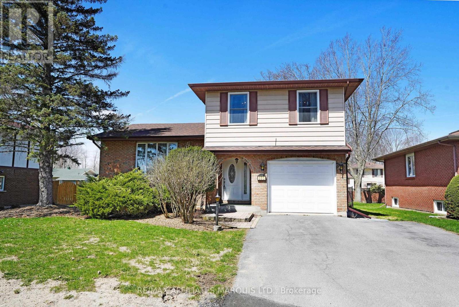 605 KIRKWOOD STREET, Cornwall, Ontario