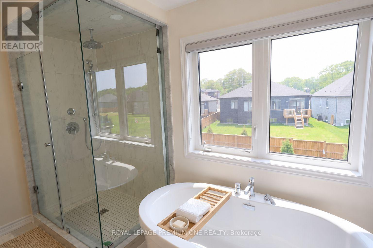 13 Simona Avenue, Wasaga Beach, Ontario  L9Z 0L5 - Photo 14 - S13761134