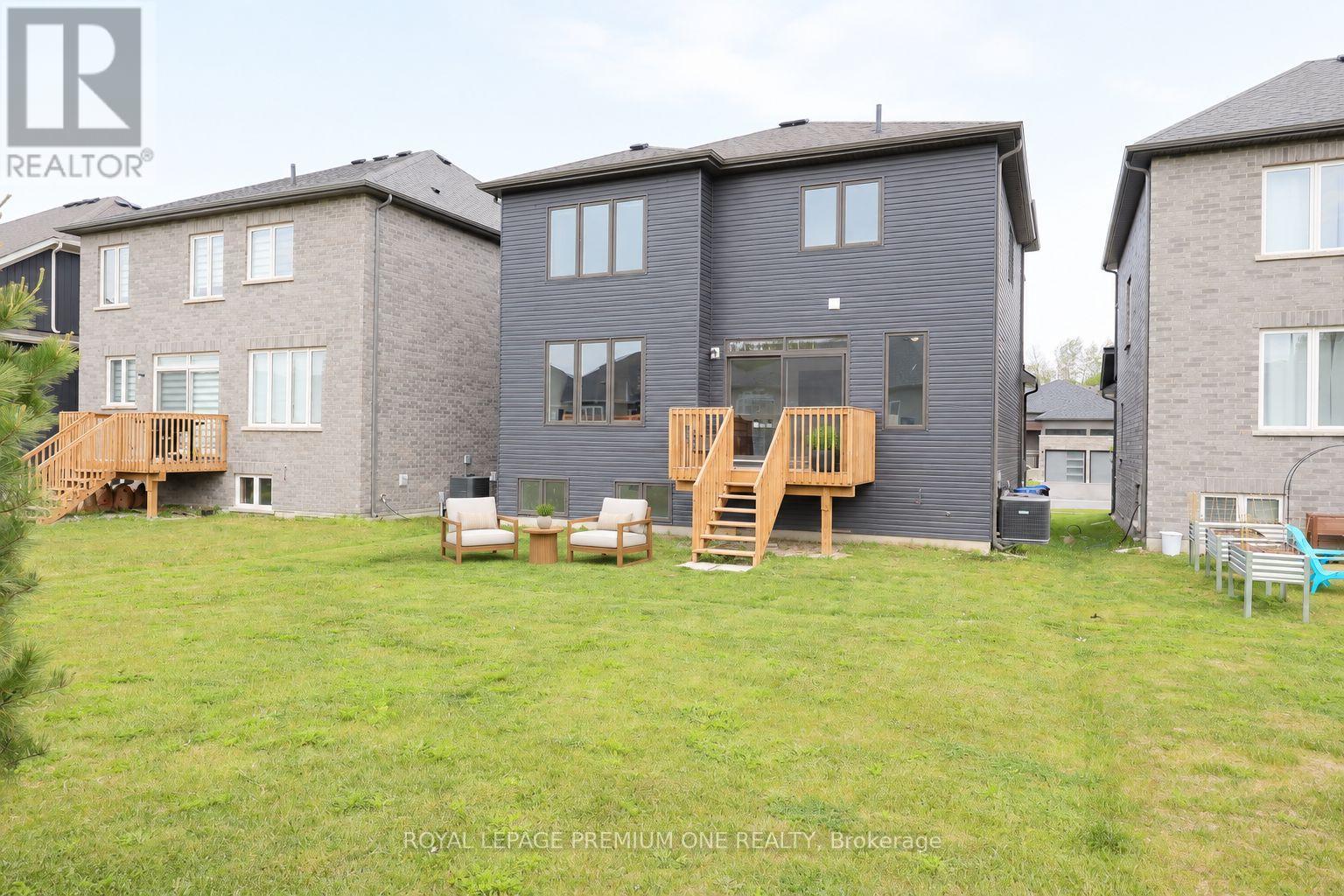 13 Simona Avenue, Wasaga Beach, Ontario  L9Z 0L5 - Photo 16 - S13761134