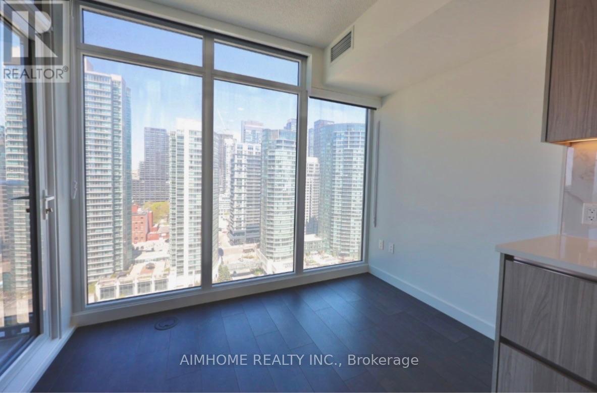 1 Concord Cityplace Way, Toronto, Ontario  M5V 0X3 - Photo 5 - C13821908