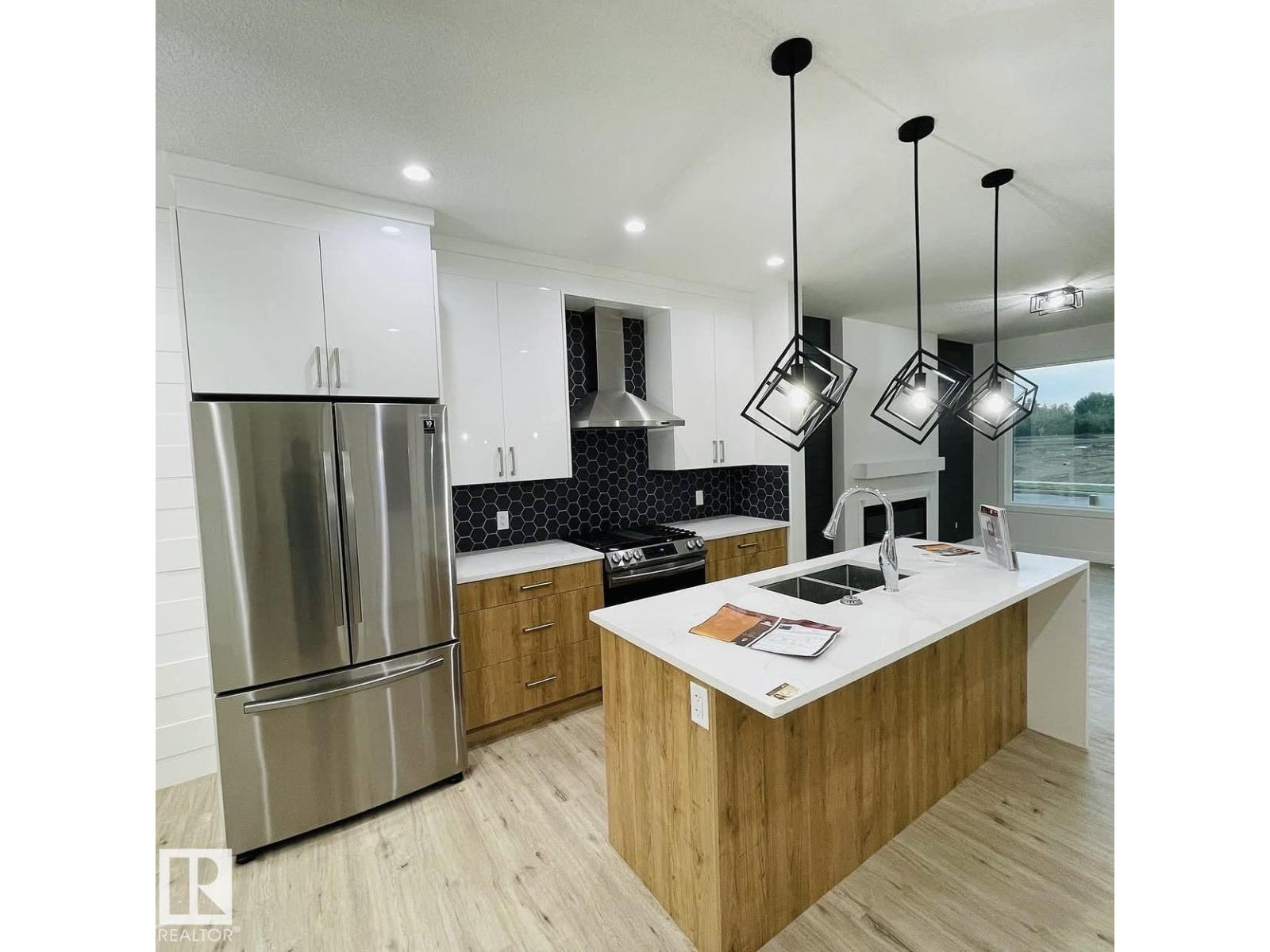12909 69 ST NW photo 3