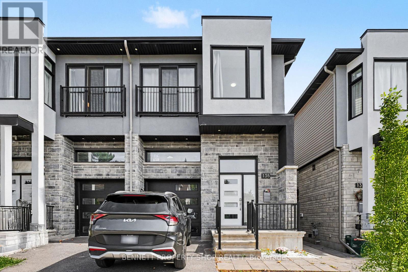 135 DUFORD STREET, Ottawa, Ontario