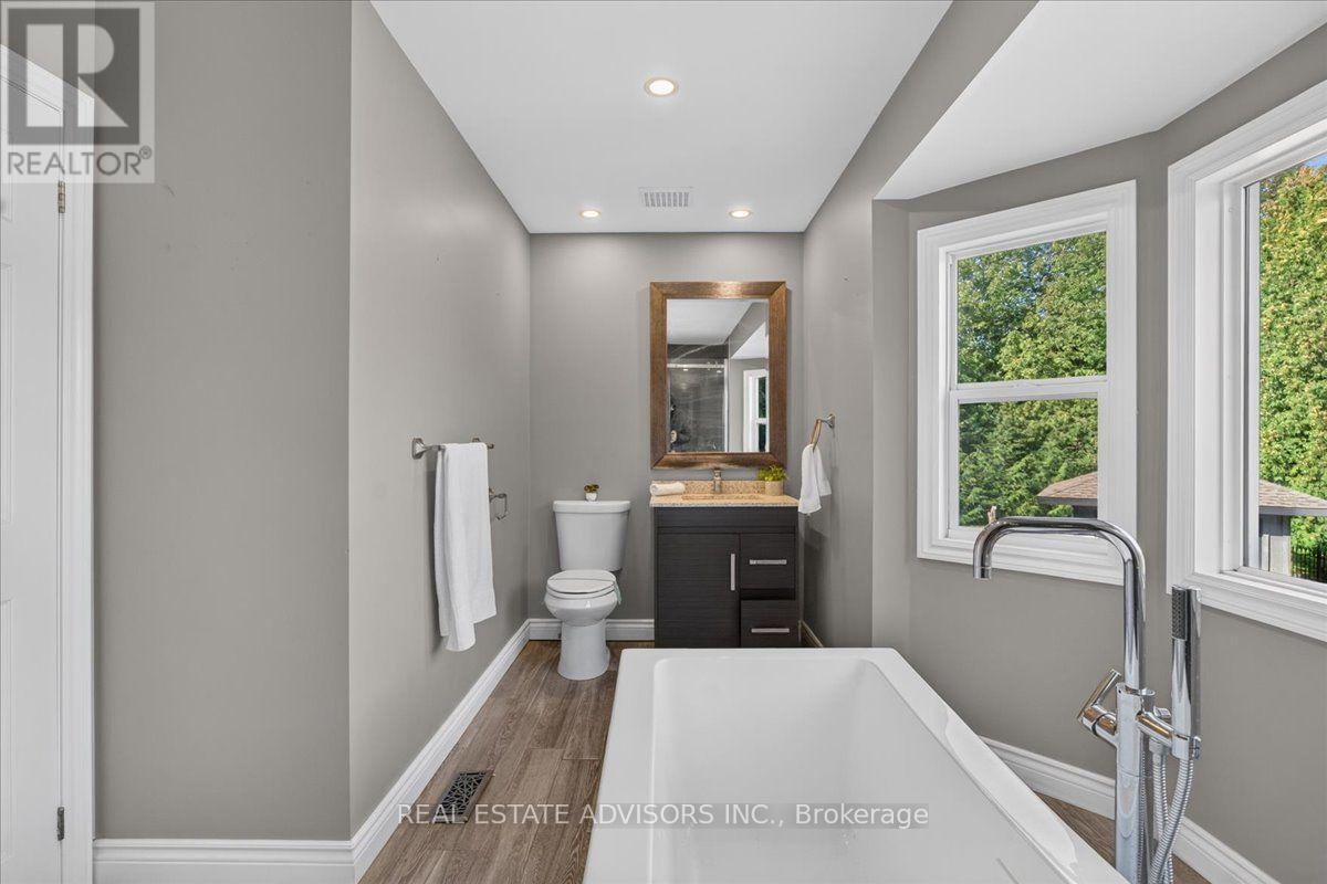 19 Mcconachie Crescent, Caledon, Ontario  L7K 0B9 - Photo 15 - W13821904