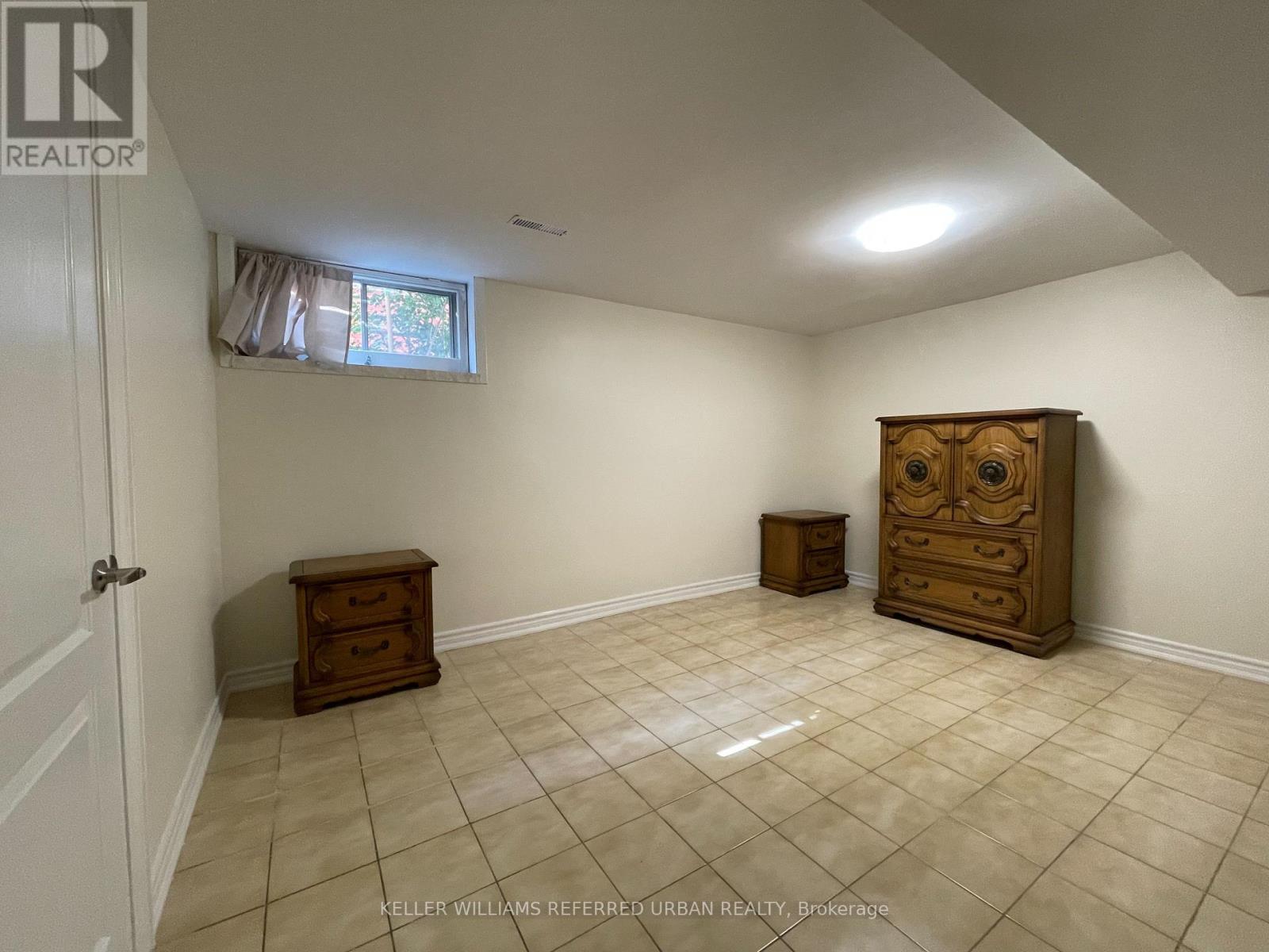 Bsmt - 384 Maple Leaf Drive, Toronto, Ontario  M6L 1P6 - Photo 6 - W13821916