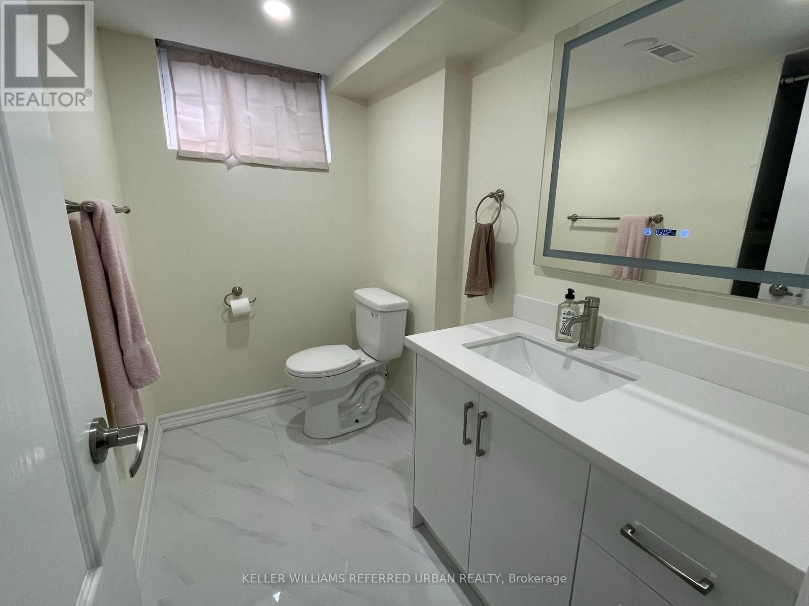 Bsmt - 384 Maple Leaf Drive, Toronto, Ontario  M6L 1P6 - Photo 7 - W13821916