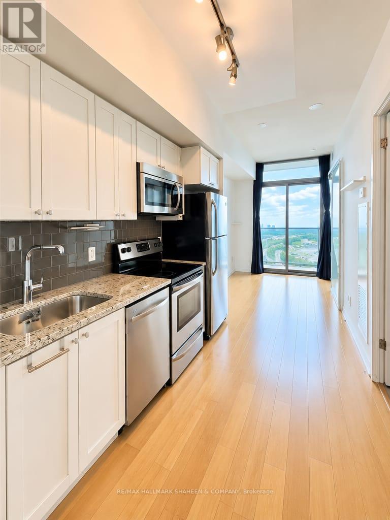 2508 - 105 THE QUEENSWAY, Toronto, Ontario