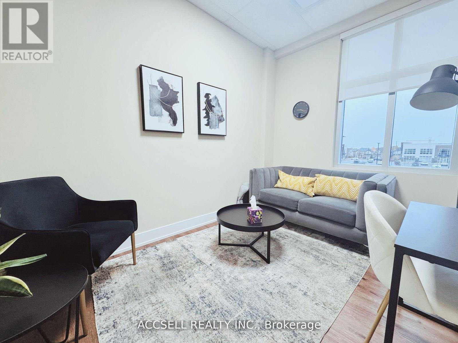 213 - 3485 Rebecca Street, Oakville, Ontario  L6L 6X9 - Photo 5 - W13821932