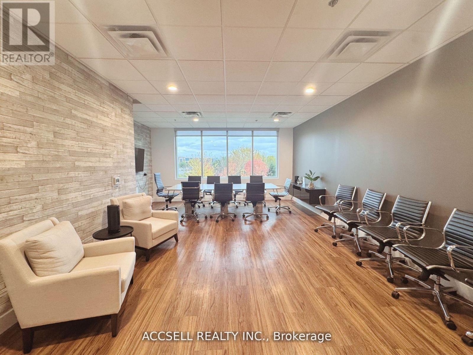 213 - 3485 Rebecca Street, Oakville, Ontario  L6L 6X9 - Photo 9 - W13821932