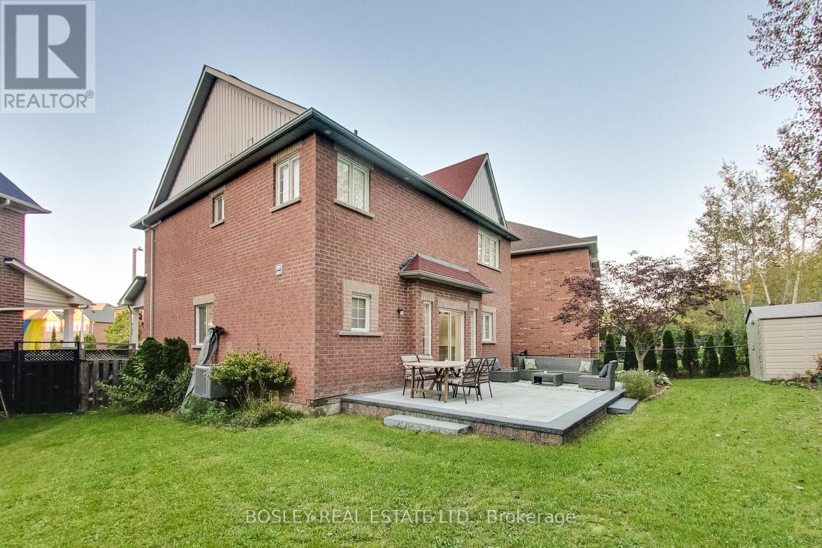 20 Trish Drive, Richmond Hill, Ontario  L4E 5C5 - Photo 37 - N13821926