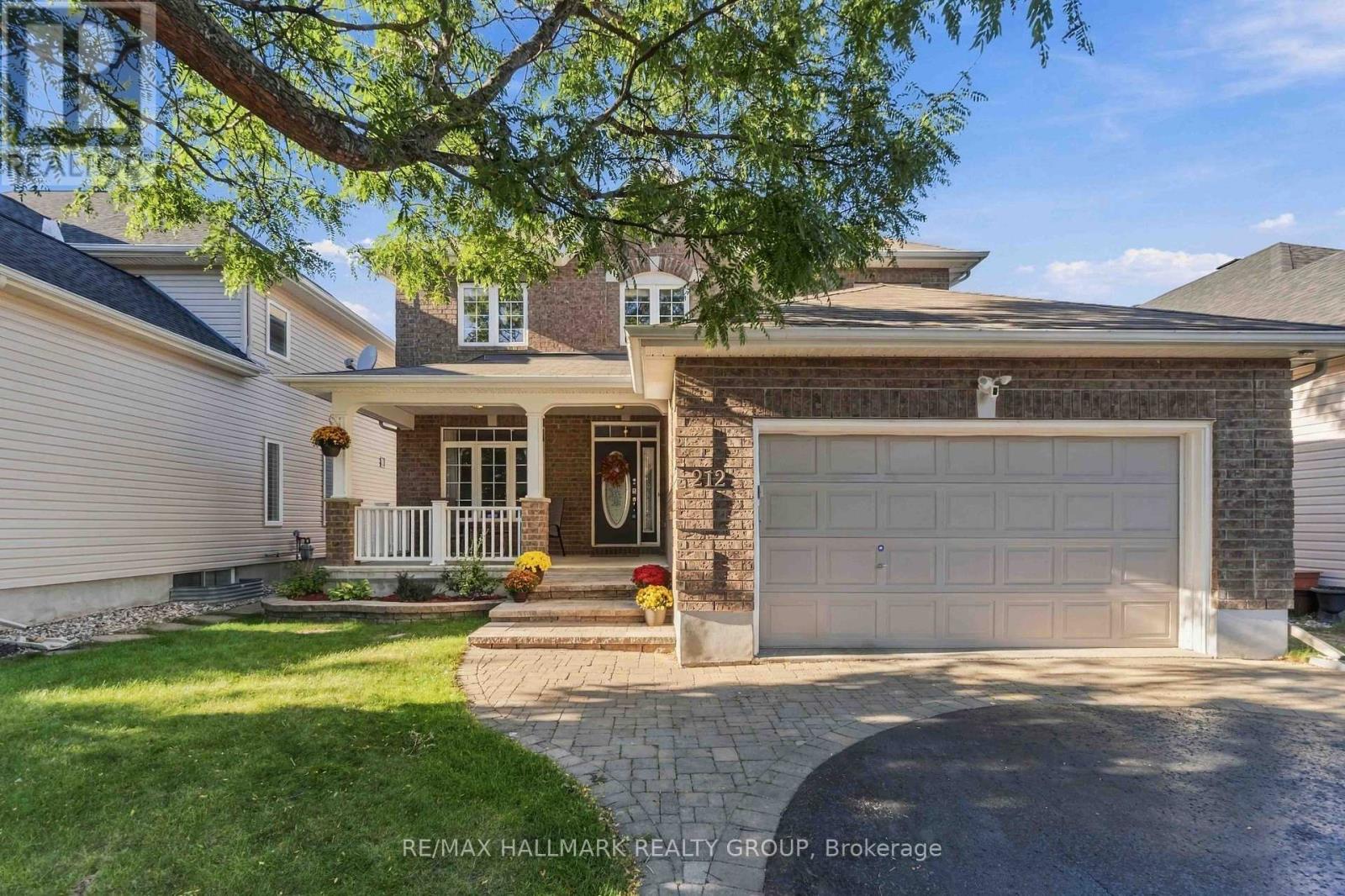212 JANET WAY, Ottawa, Ontario