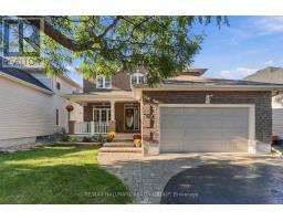 212 JANET WAY, Ottawa, Ontario
