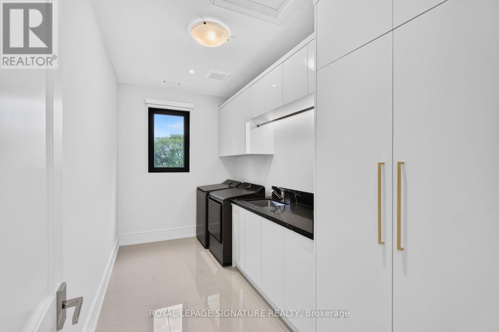 257 Lawrence Avenue E, Toronto, Ontario  M4N 1T6 - Photo 31 - C13821986