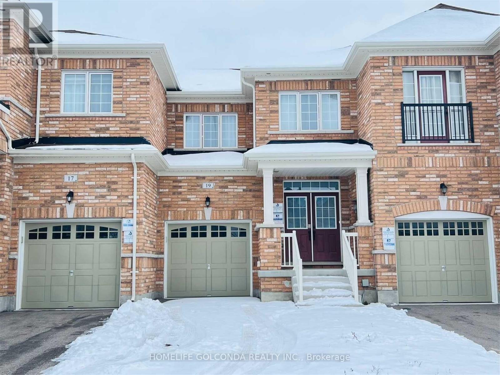 19 HOMER CRESCENT, Aurora, Ontario