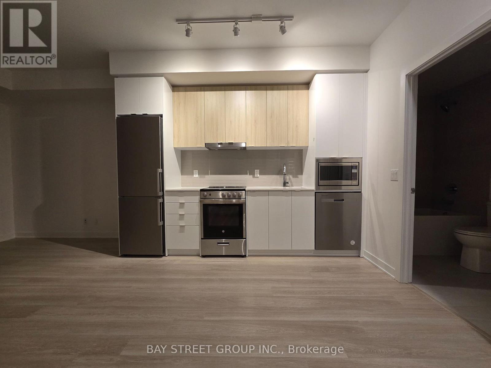 1806 - 50 Upper Mall Way, Vaughan, Ontario  L4J 0L8 - Photo 5 - N13821956