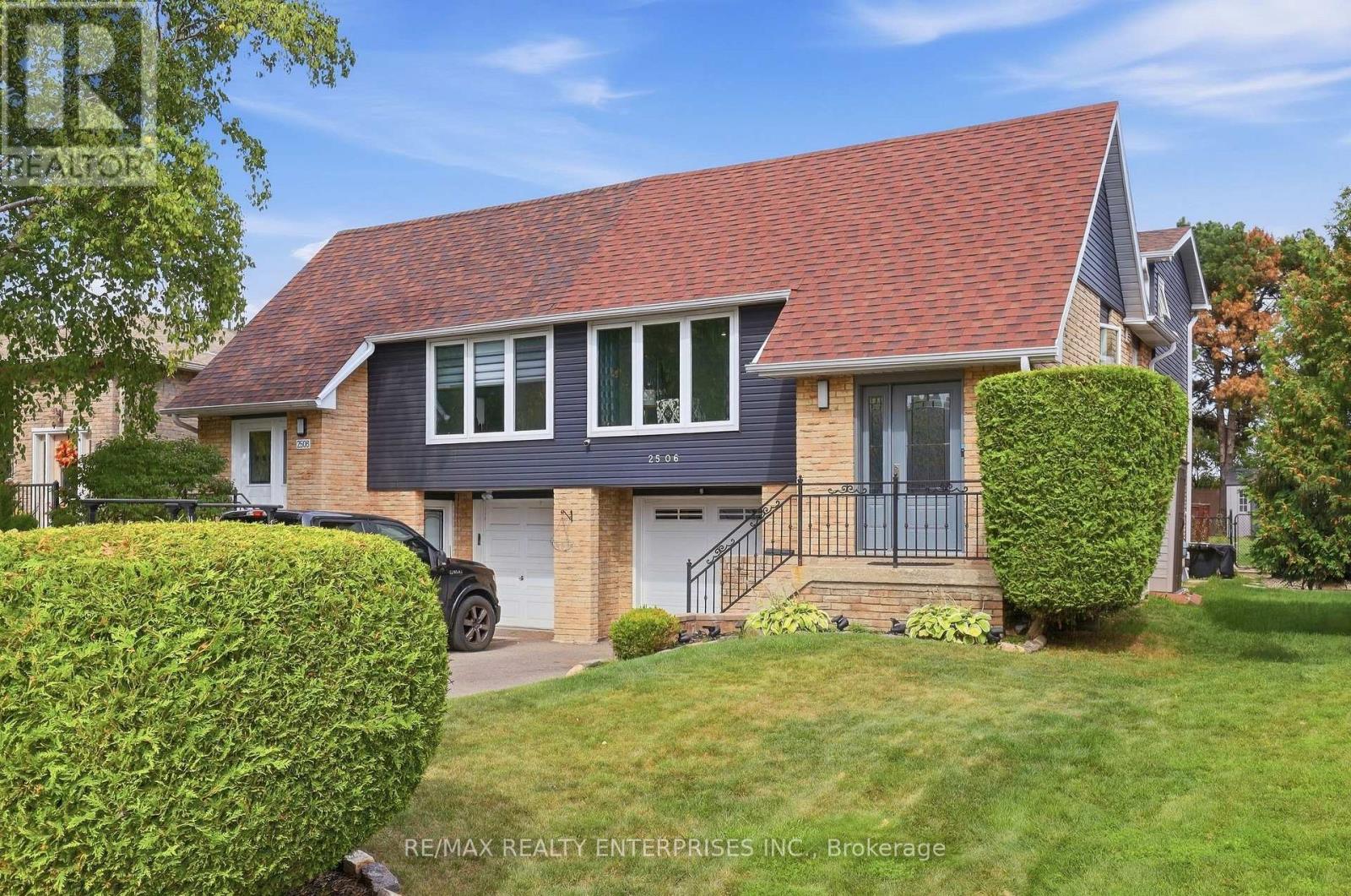 2506 COBBINSHAW CIRCLE Mississauga (Meadowvale) Ontario Canada L5N2G3