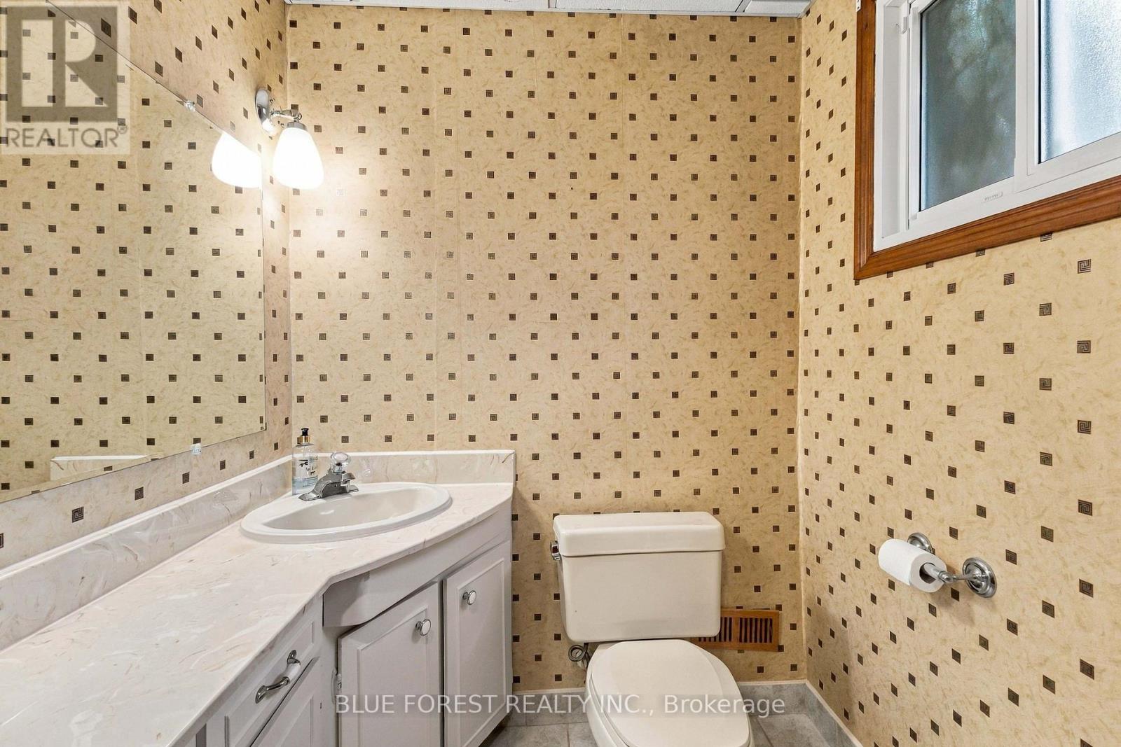 1260 Victoria Drive, London East, Ontario  N5Y 4E4 - Photo 29 - X13822014