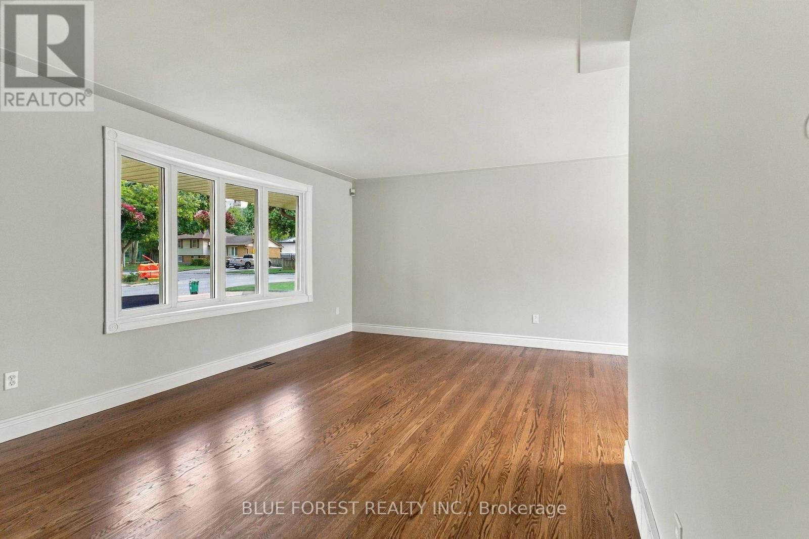 1260 Victoria Drive, London East, Ontario  N5Y 4E4 - Photo 6 - X13822014