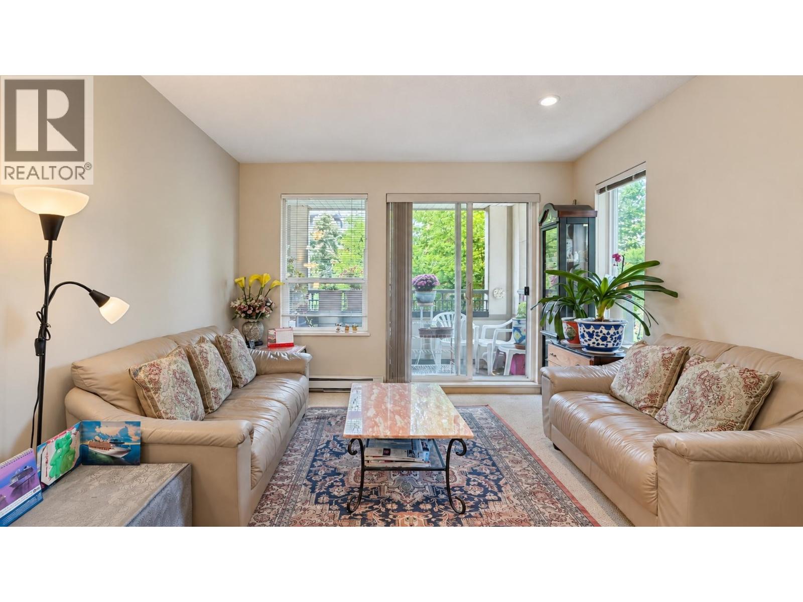 203 9200 Ferndale Road, Richmond, British Columbia  V6Y 4L2 - Photo 2 - R3169087
