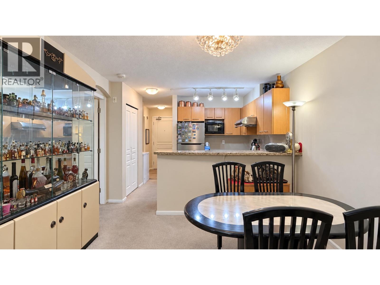 203 9200 Ferndale Road, Richmond, British Columbia  V6Y 4L2 - Photo 6 - R3169087