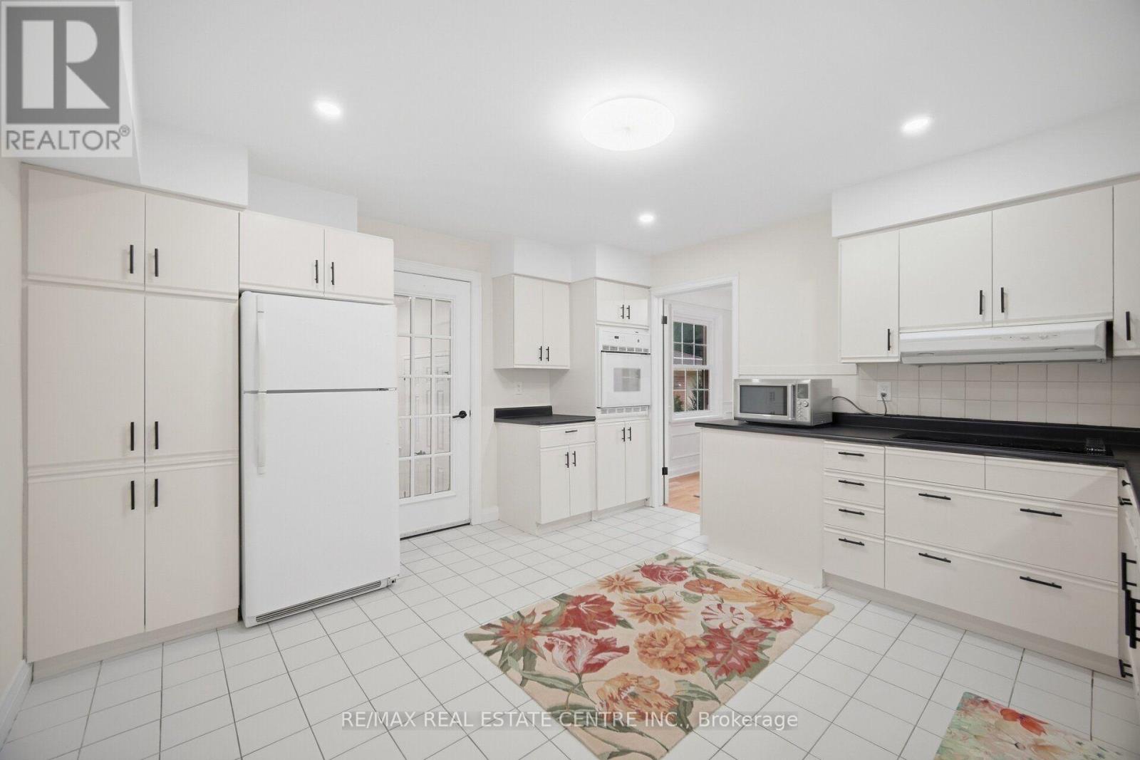 10245 Old Pine Crest Road, Brampton, Ontario  L0P 1K0 - Photo 13 - W13822020