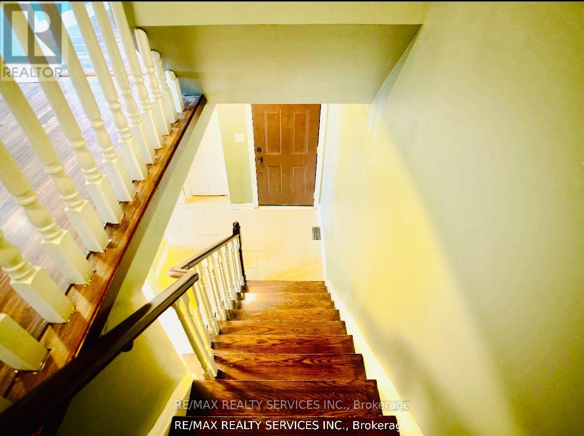 121 Pressed Brick Drive, Brampton, Ontario  L6V 4K5 - Photo 28 - W13816676