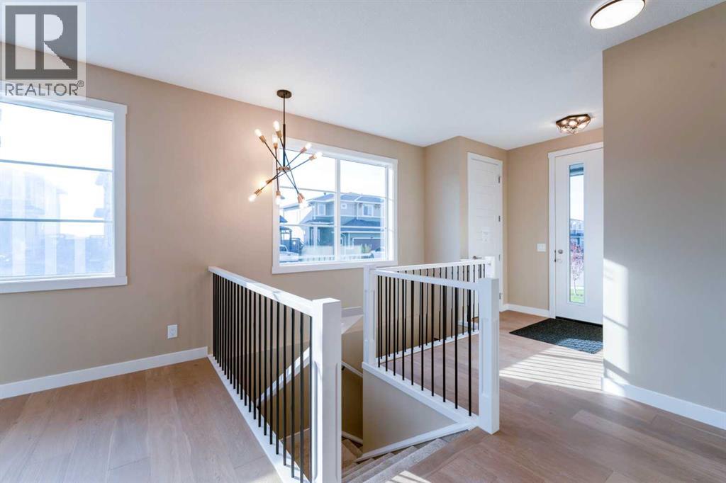 131 Waterford Manor, Chestermere, Alberta  T1X 2Z6 - Photo 5 - A2344522