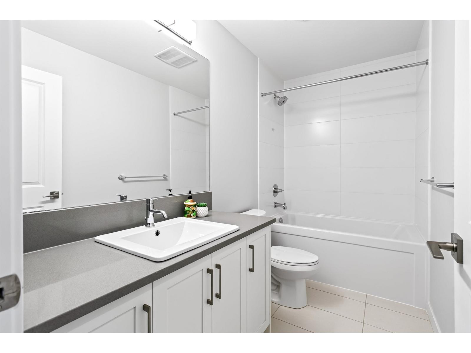 20315 82a Avenue, Langley, British Columbia  V2Y 0Y9 - Photo 24 - R3167276