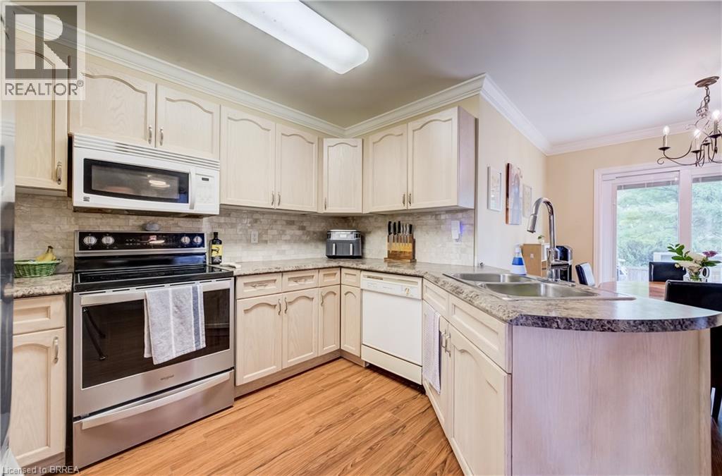64 Blackfriar Lane, Brantford, Ontario  N3R 7L3 - Photo 11 - 40865190