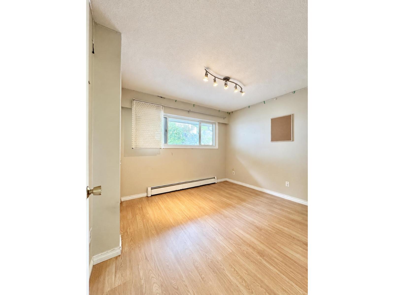 14xxx Marine Drive, White Rock, British Columbia  V4B 1B2 - Photo 13 - R3169152