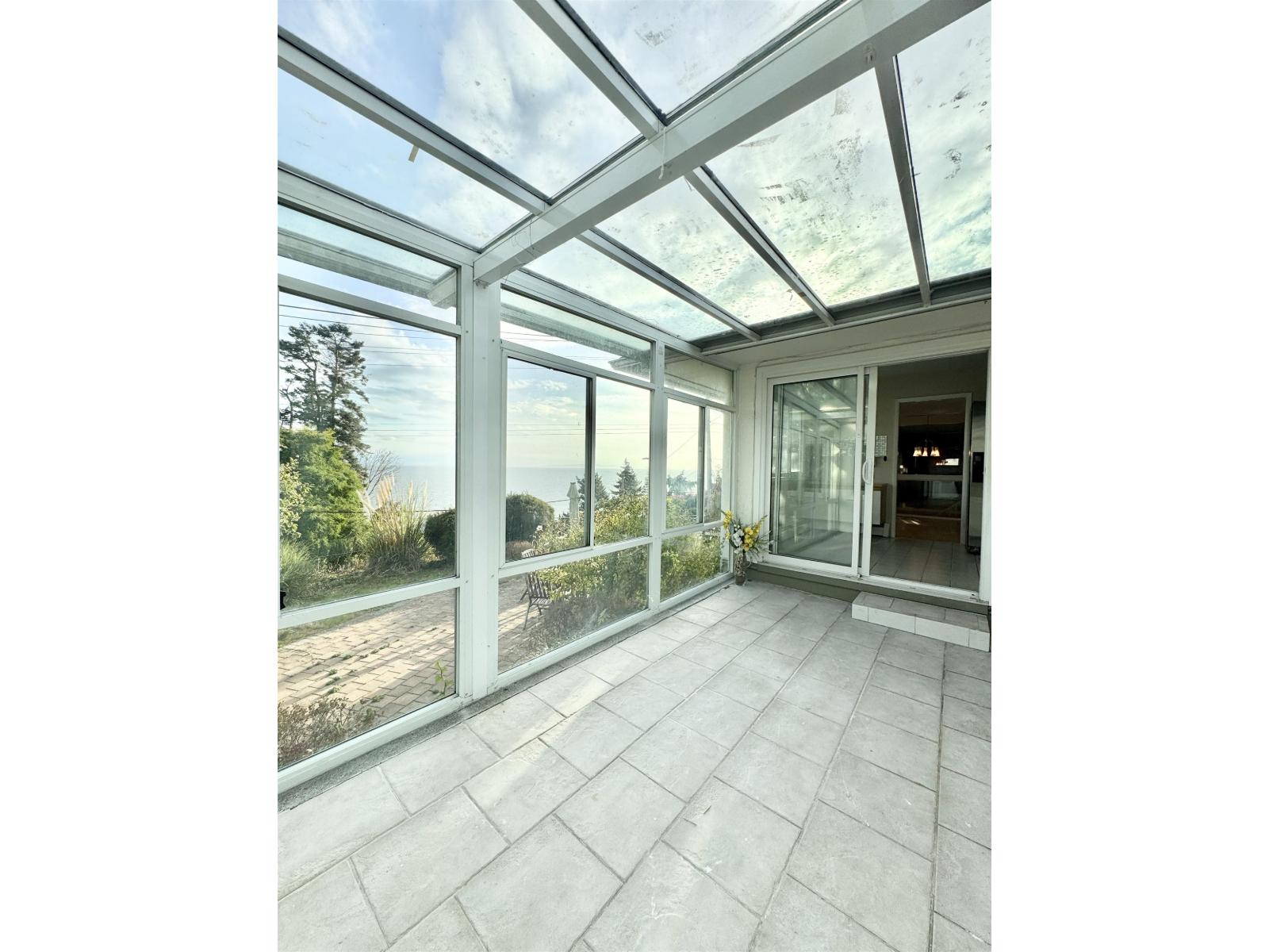 14xxx Marine Drive, White Rock, British Columbia  V4B 1B2 - Photo 9 - R3169152