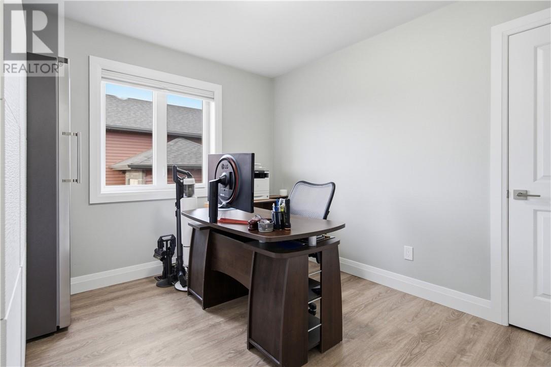 4355 Larocque Avenue, Val Caron, Ontario  P3P 1R3 - Photo 14 - 2130551