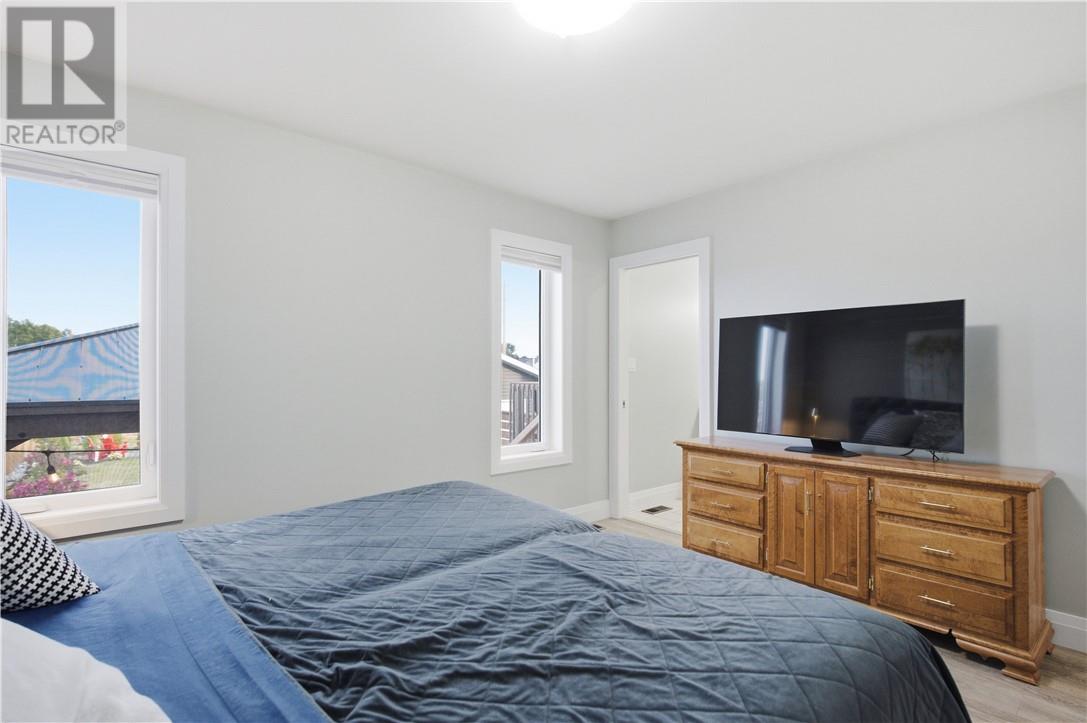 4355 Larocque Avenue, Val Caron, Ontario  P3P 1R3 - Photo 17 - 2130551