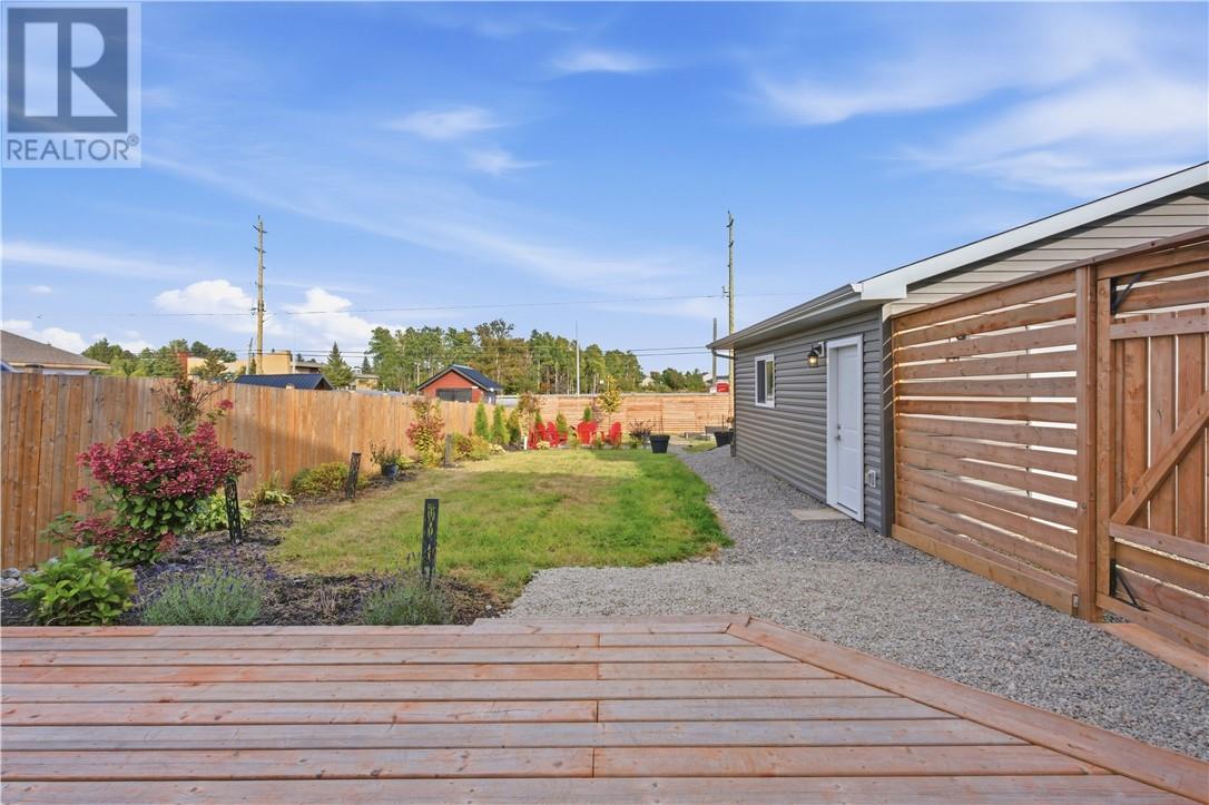 4355 Larocque Avenue, Val Caron, Ontario  P3P 1R3 - Photo 29 - 2130551