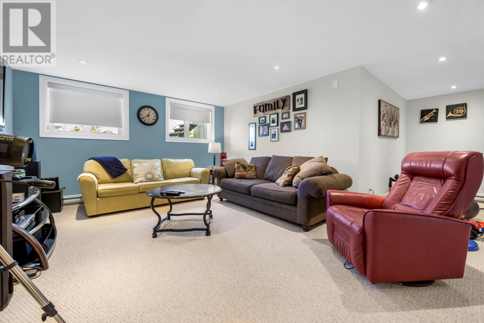 87 Morris Avenue photo 42