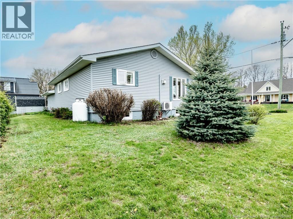 9305 Main Street, Richibucto, New Brunswick  E4W 4B5 - Photo 8 - NB136797