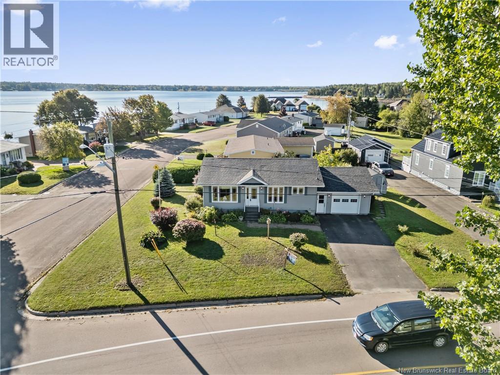 9305 Main Street, Richibucto, New Brunswick  E4W 4B5 - Photo 4 - NB136797