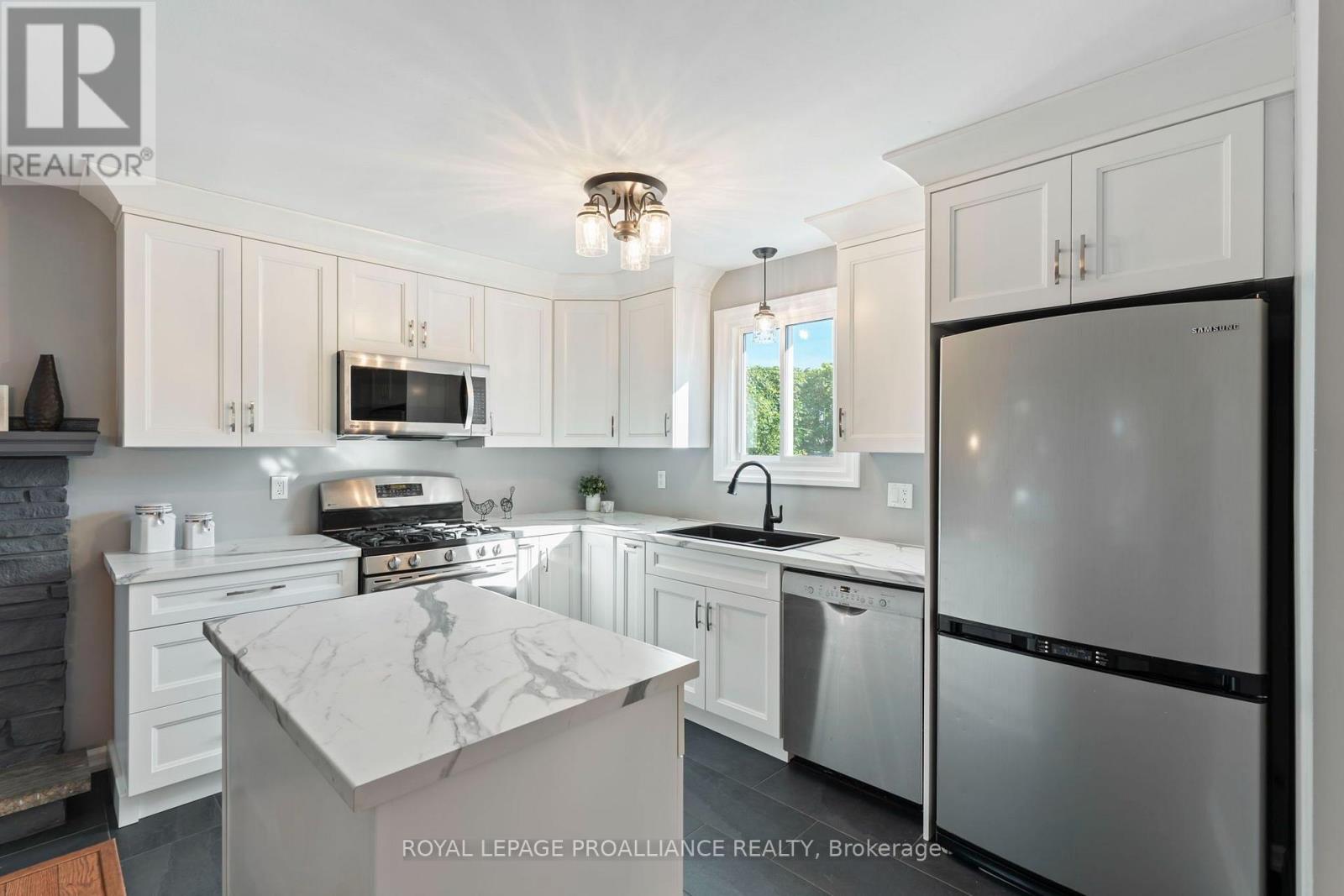 28 Massey Place, Brockville, Ontario  K6V 3V9 - Photo 11 - X13822124